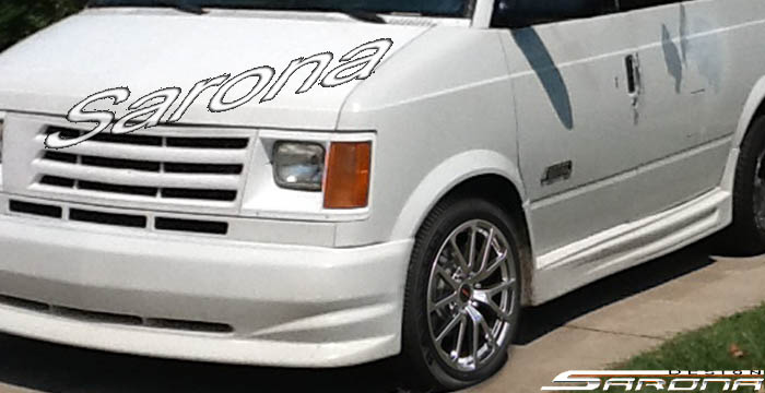 1985-2005 GMC Safari Side Skirts 1985-2005 GMC Safari Side Skirts