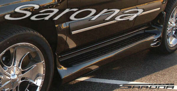 2000-2006 Chevrolet Tahoe Side Skirts