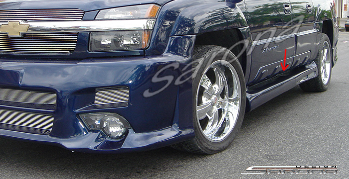 2002-2006 Chevrolet Avalanche Side Skirts